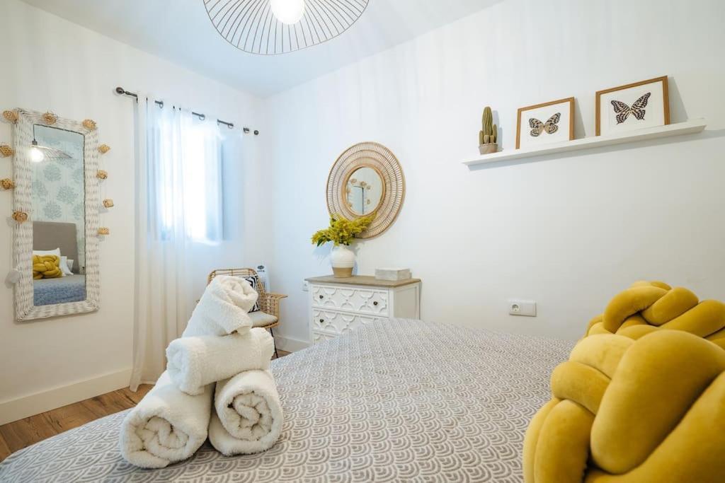 New Apartment In Traditional Building Of The XVI Century Севиля Екстериор снимка